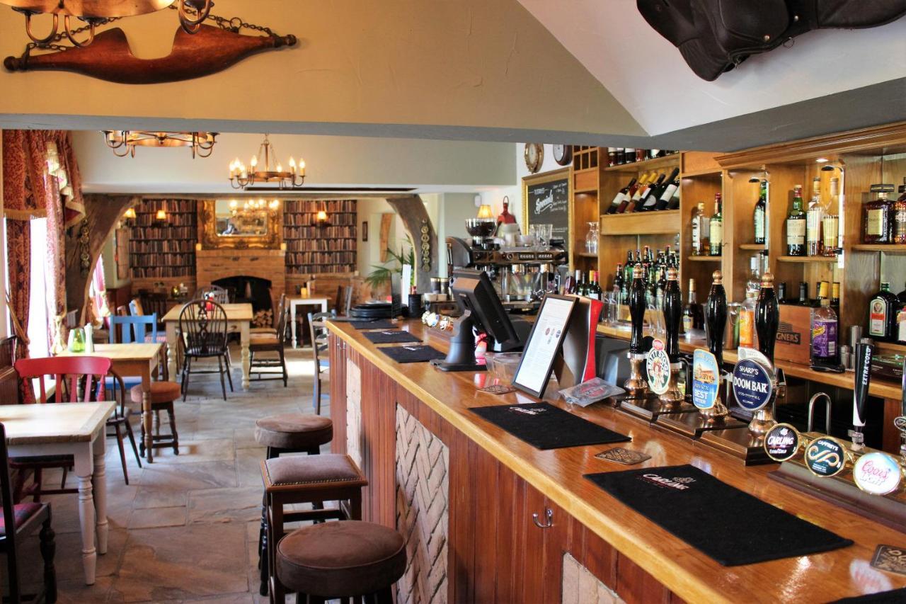 Готель The Coach And Horses Вортінг Екстер'єр фото