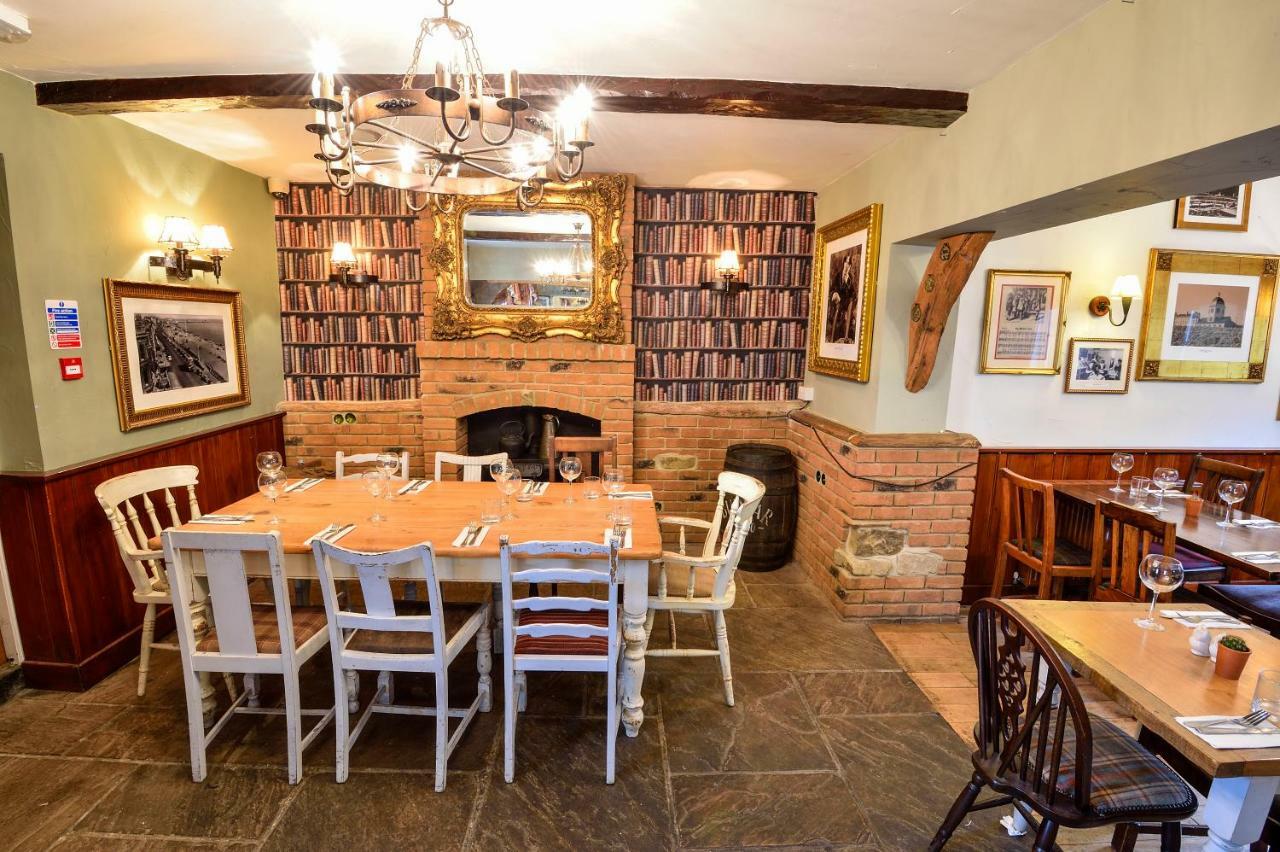 Готель The Coach And Horses Вортінг Екстер'єр фото
