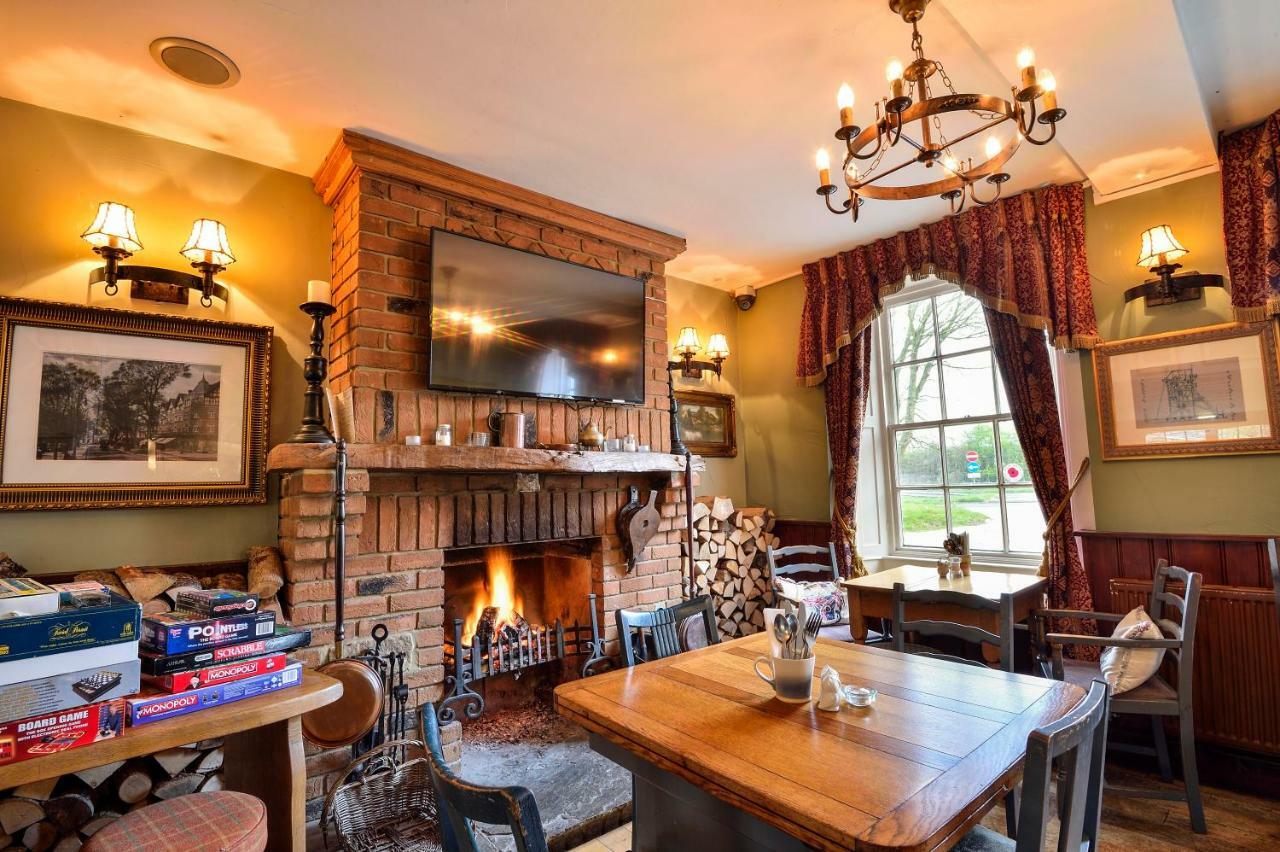 Готель The Coach And Horses Вортінг Екстер'єр фото